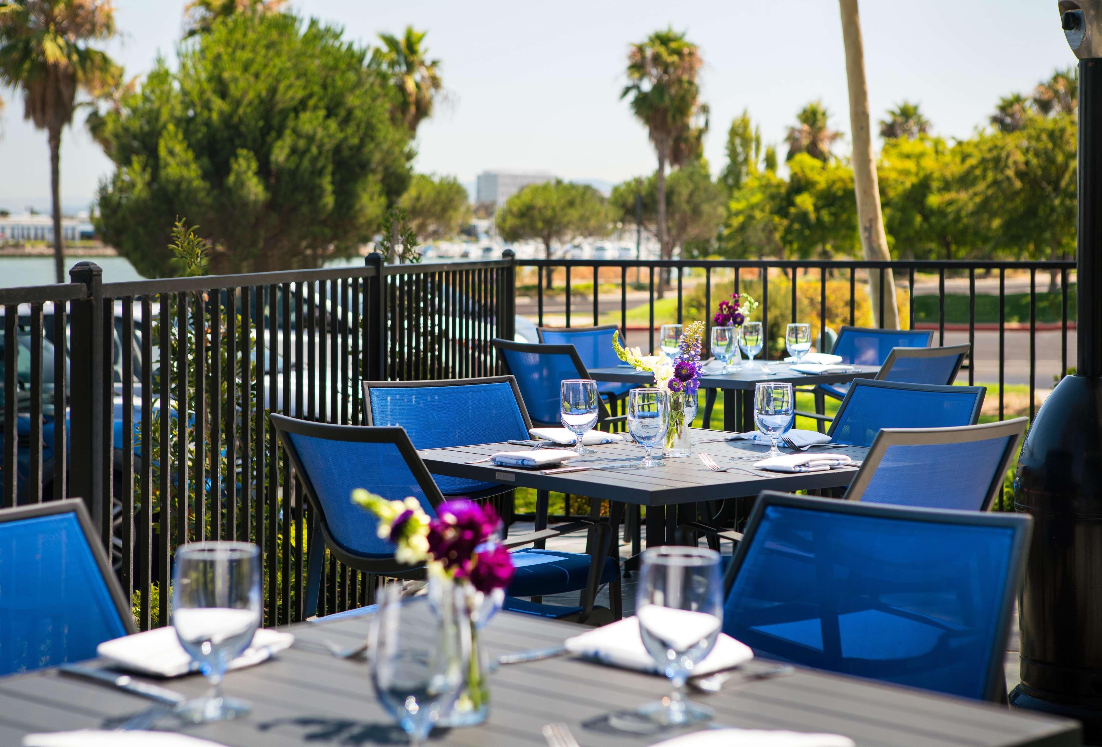 Doubletree By Hilton San Francisco Airport North Bayfront Hotel Brisbane Bagian luar foto