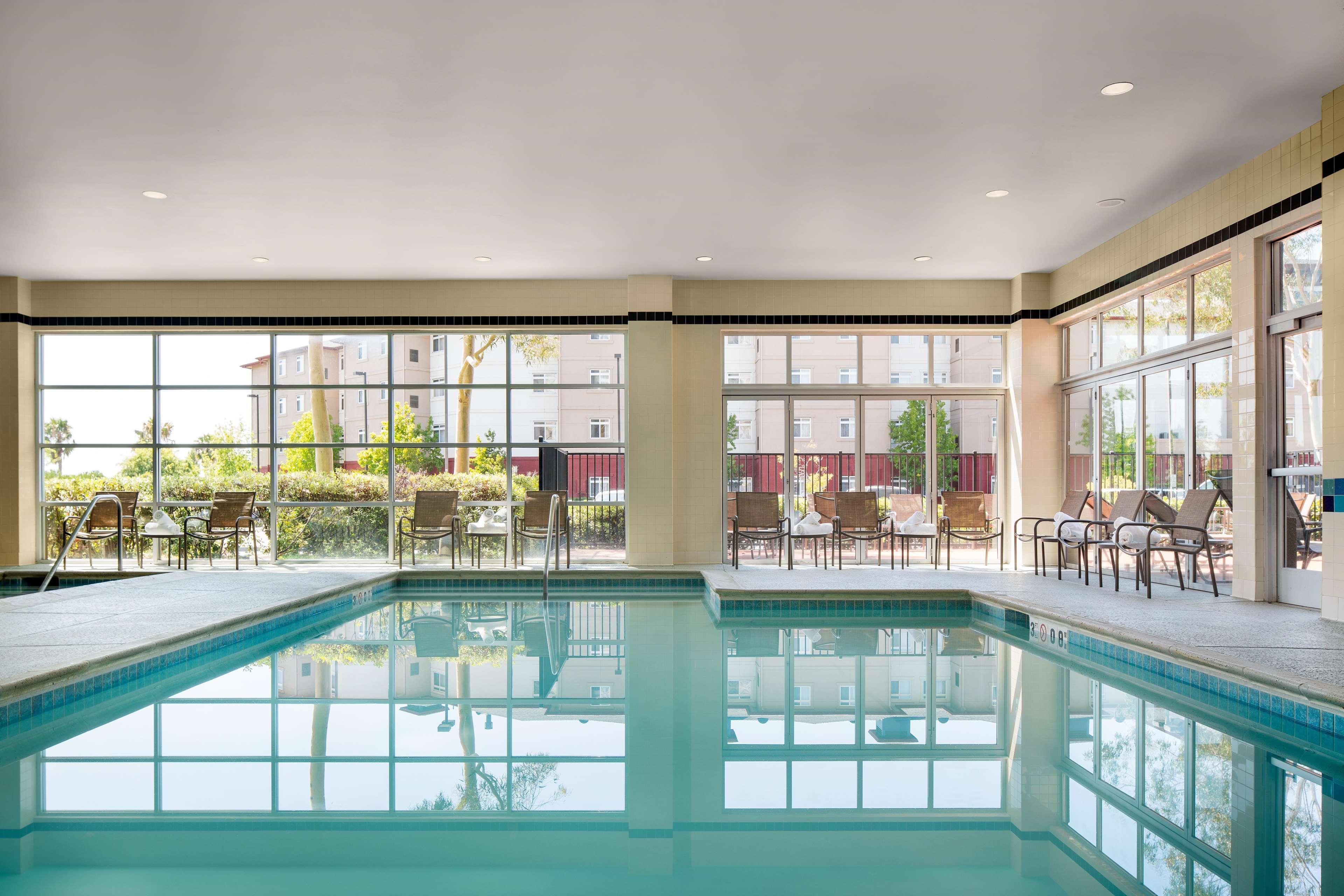 Doubletree By Hilton San Francisco Airport North Bayfront Hotel Brisbane Bagian luar foto