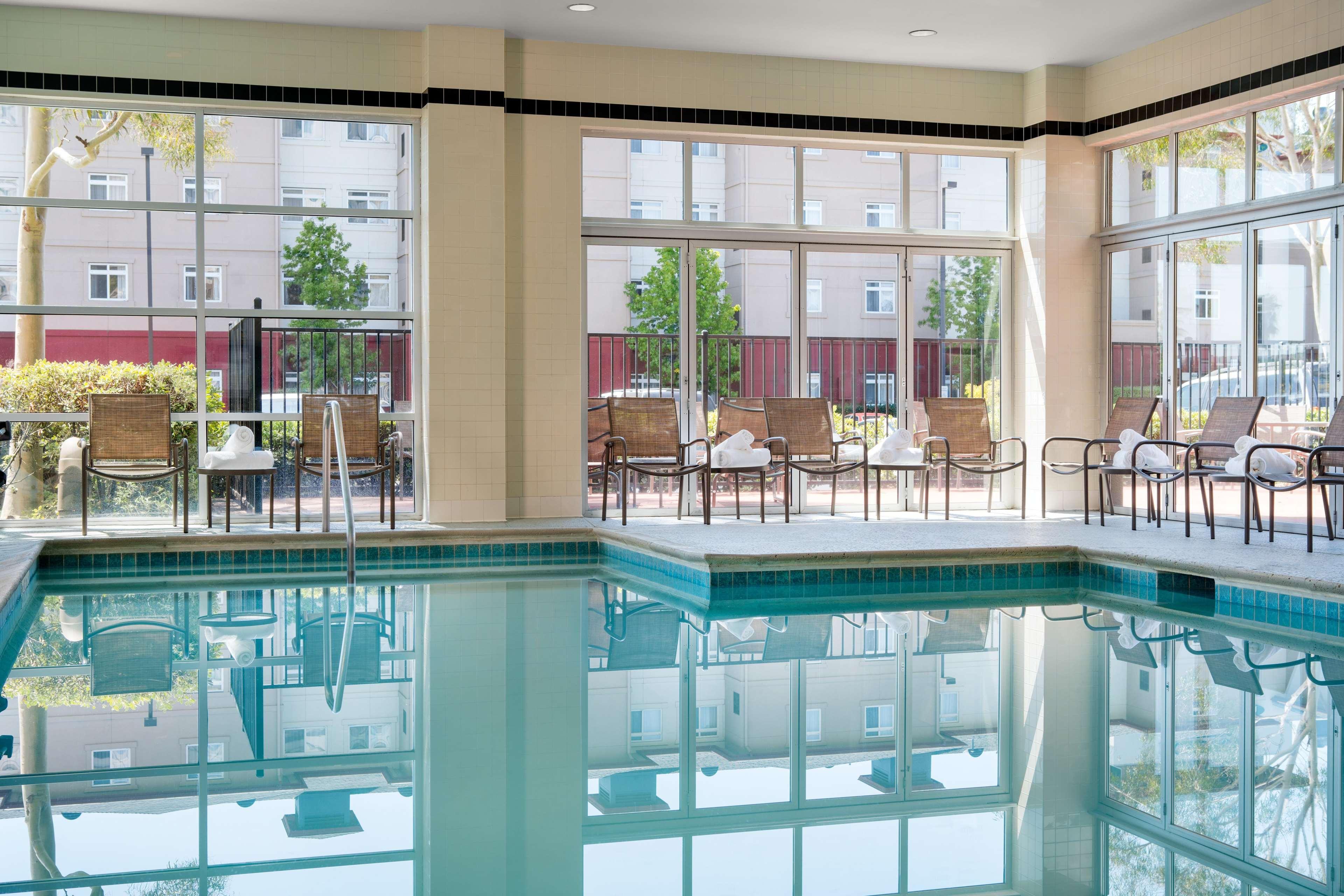 Doubletree By Hilton San Francisco Airport North Bayfront Hotel Brisbane Bagian luar foto